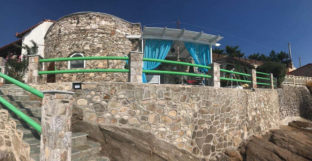 Guest house Gabriela Keratea Extérieur photo